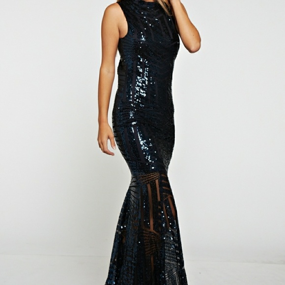 Clothing - Picture 2 of 4